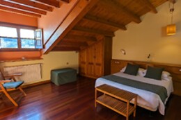 HOTEL EL REXACU
