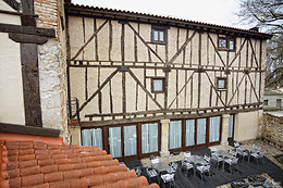 LA CASONA DE VALBUENA
