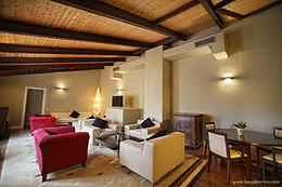 LA CASONA DE VALBUENA