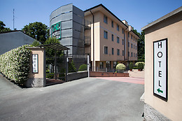 Hotel 2C