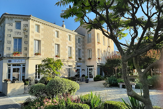Hôtel Le Richelieu - photo 0