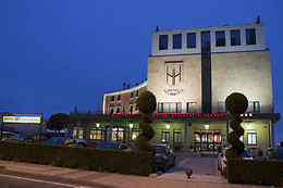 HOTEL HELMANTICO