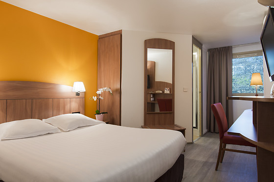 Comfort Hotel Grenoble Meylan - photo 1