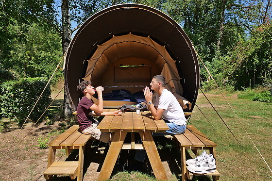 Camping Belle Rivire - Sainte-Luce-Sur-Loire | Vivabox