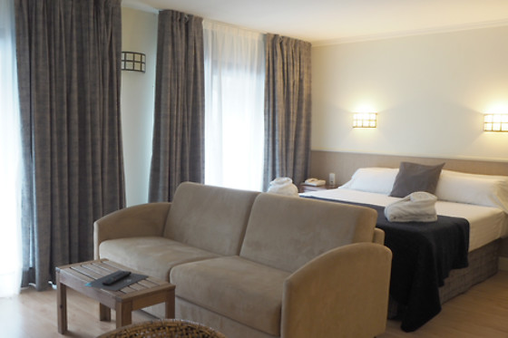 YOMO PATAGONIA HOTEL - photo 10
