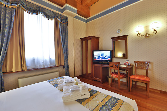 Hotel Parma e congressi - photo 2