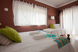 ERICEIRA CHILL HILL - HOSTEL & PRIVATE ROOMS