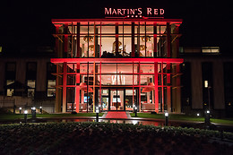Martin's Red ****